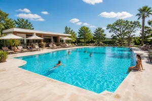 Piscine de Bréquigny : horaires, tarifs et accès été 2026
