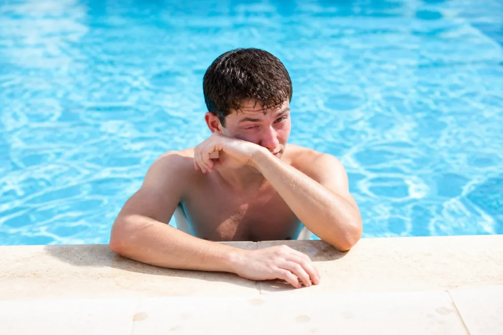 Yeux irrites par la piscine